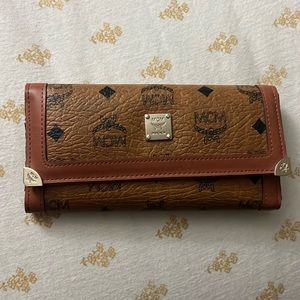 MCM trifold wallet